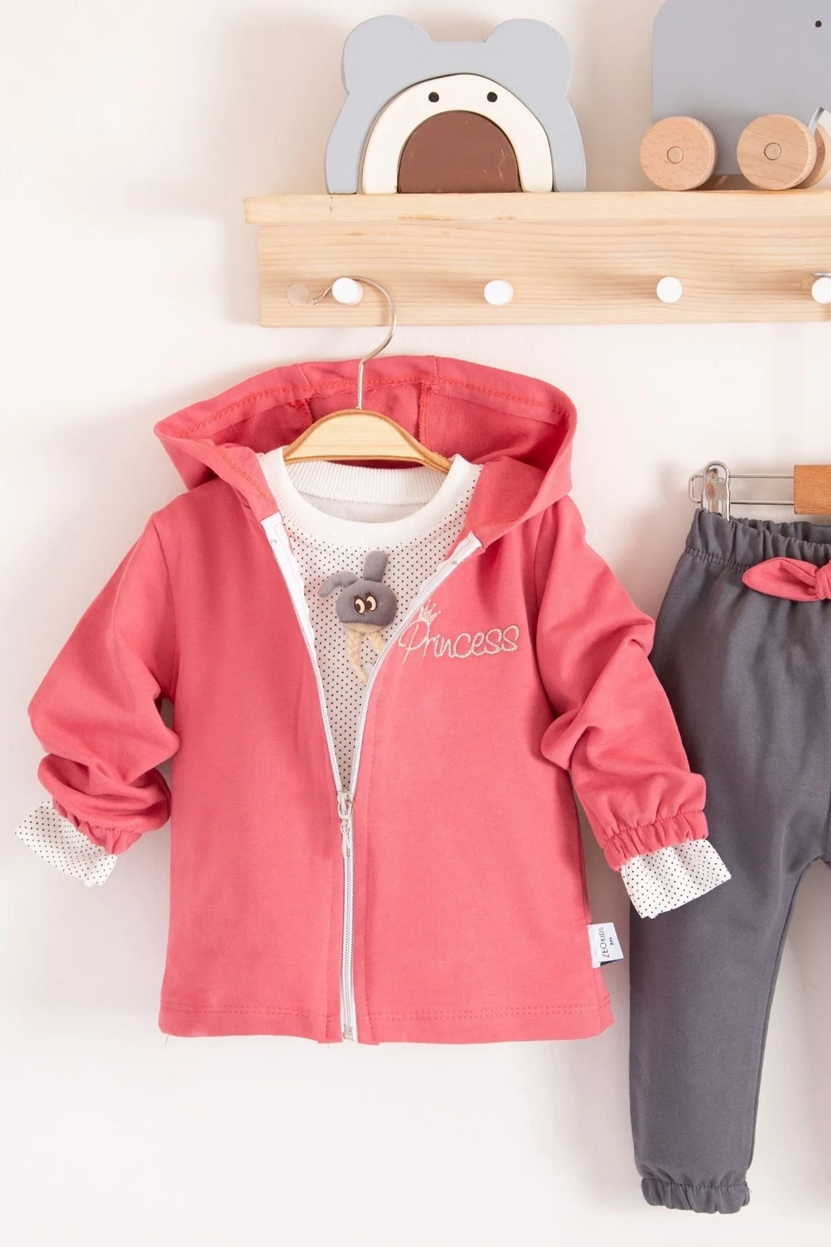 Prences Nakışlı Kapişonlu 3lü % 100 Pamuk Kız Bebek Takımı