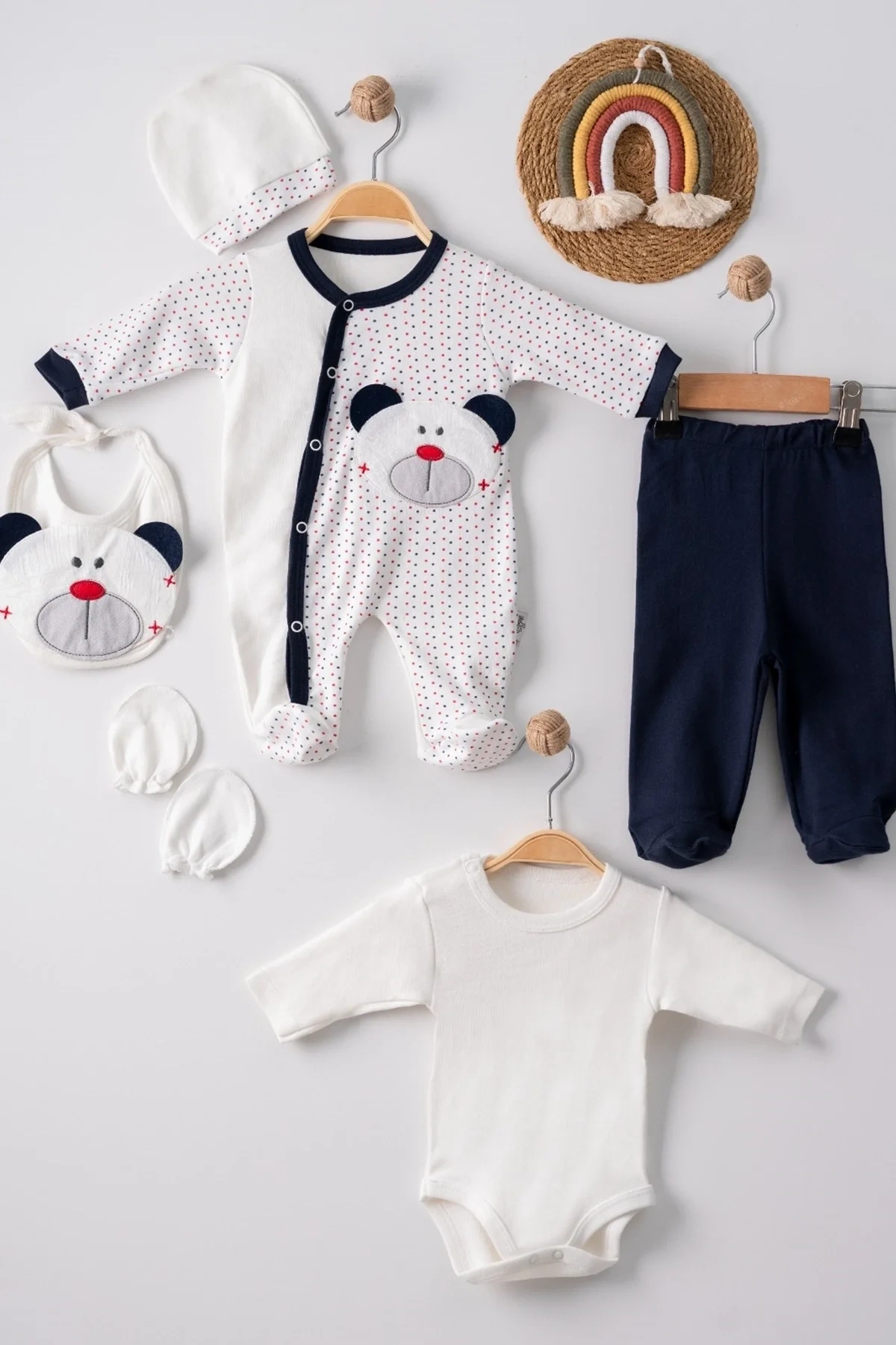 Puanlı Ayıcık Nakışlı Tulumlu % 100 Pamuk Erkek Bebek 5li Set