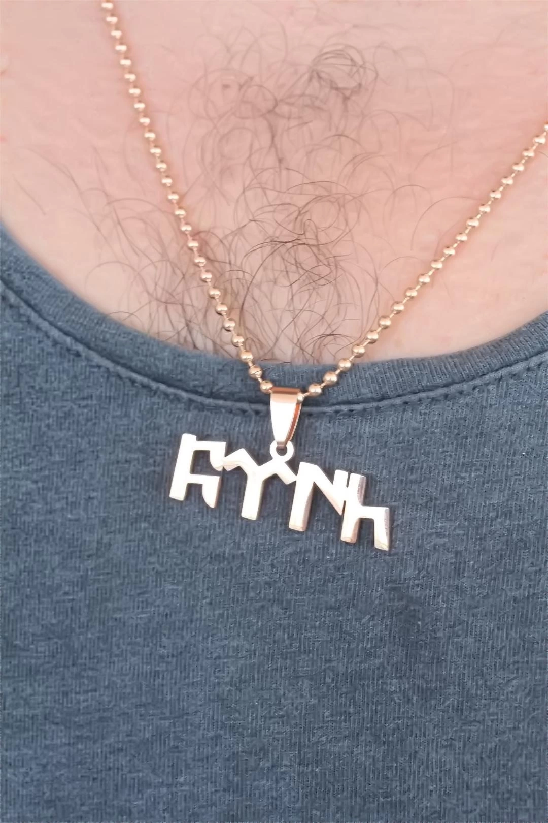 Rose Renk Metal Göktürkçe Türk Yazı Figürlü Erkek Kolye