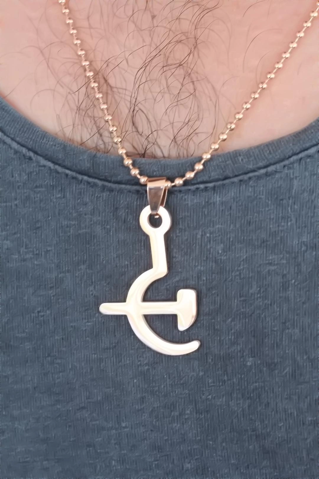 Rose Renk Metal Orak ve Balta Figürlü Erkek Kolye