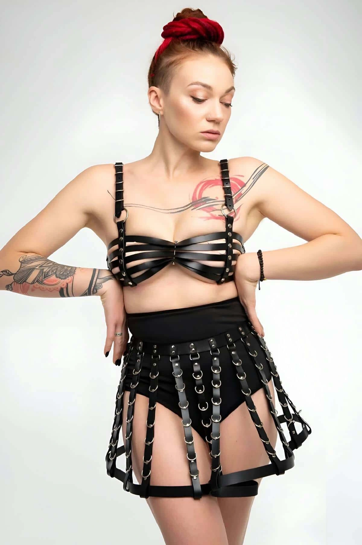 Şık Deri Göğüs Ve Etek Harness Takım Brf899