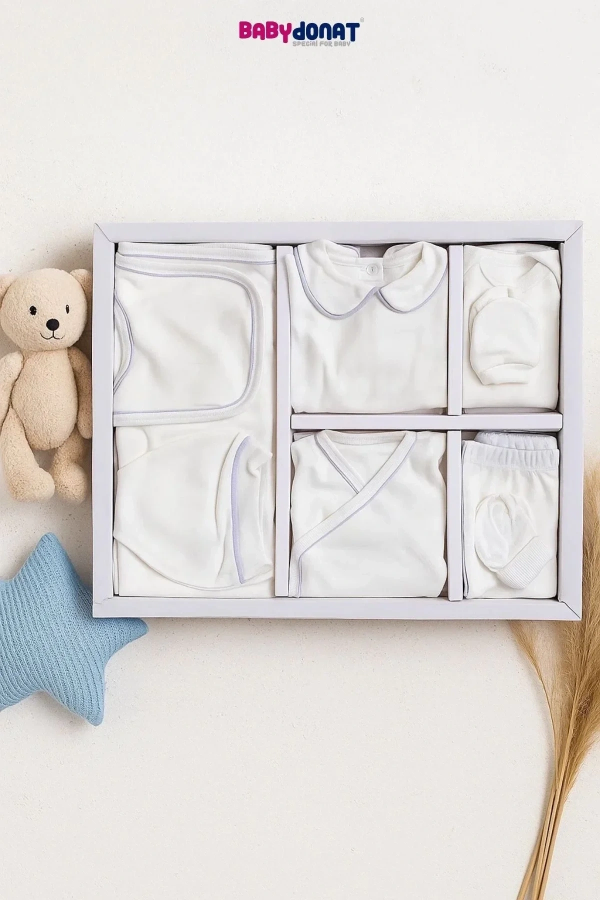 Yaka Detaylı 10 Parça Kutulu Erkek Bebek Hastane Çıkış Seti