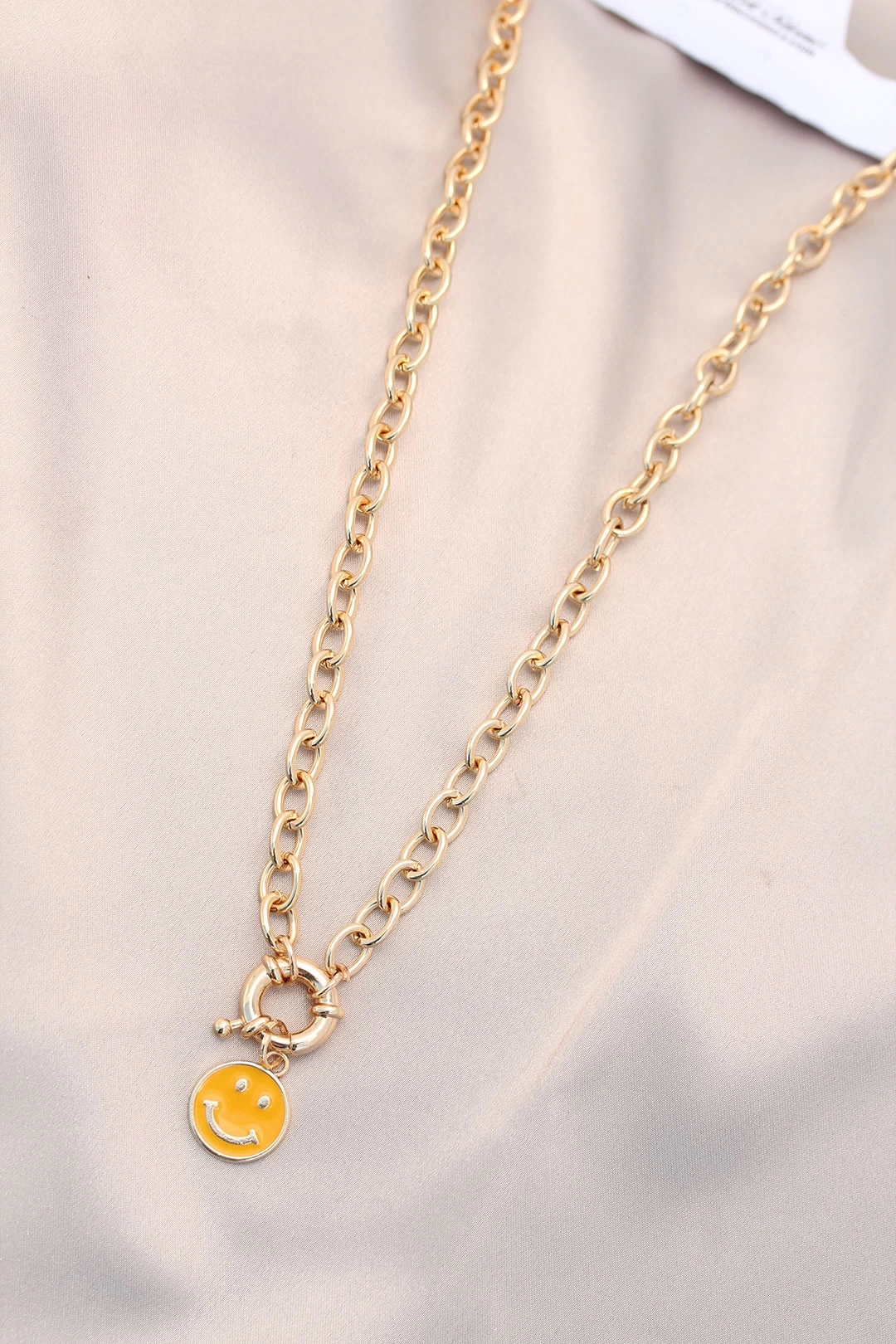 Yeni Sezon Sarı Renk Smile Model Retro Gold Metal Kolye