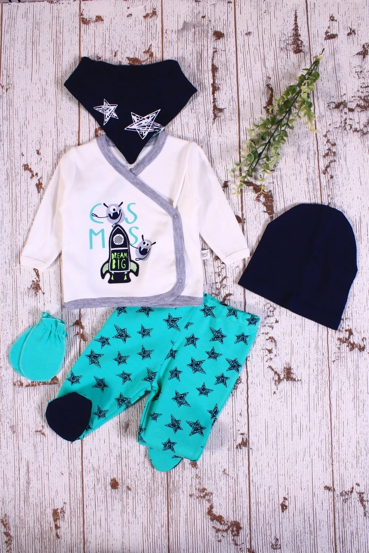 Yıldız Desenli Fularlı 5li Erkek Hastane Çıkışı