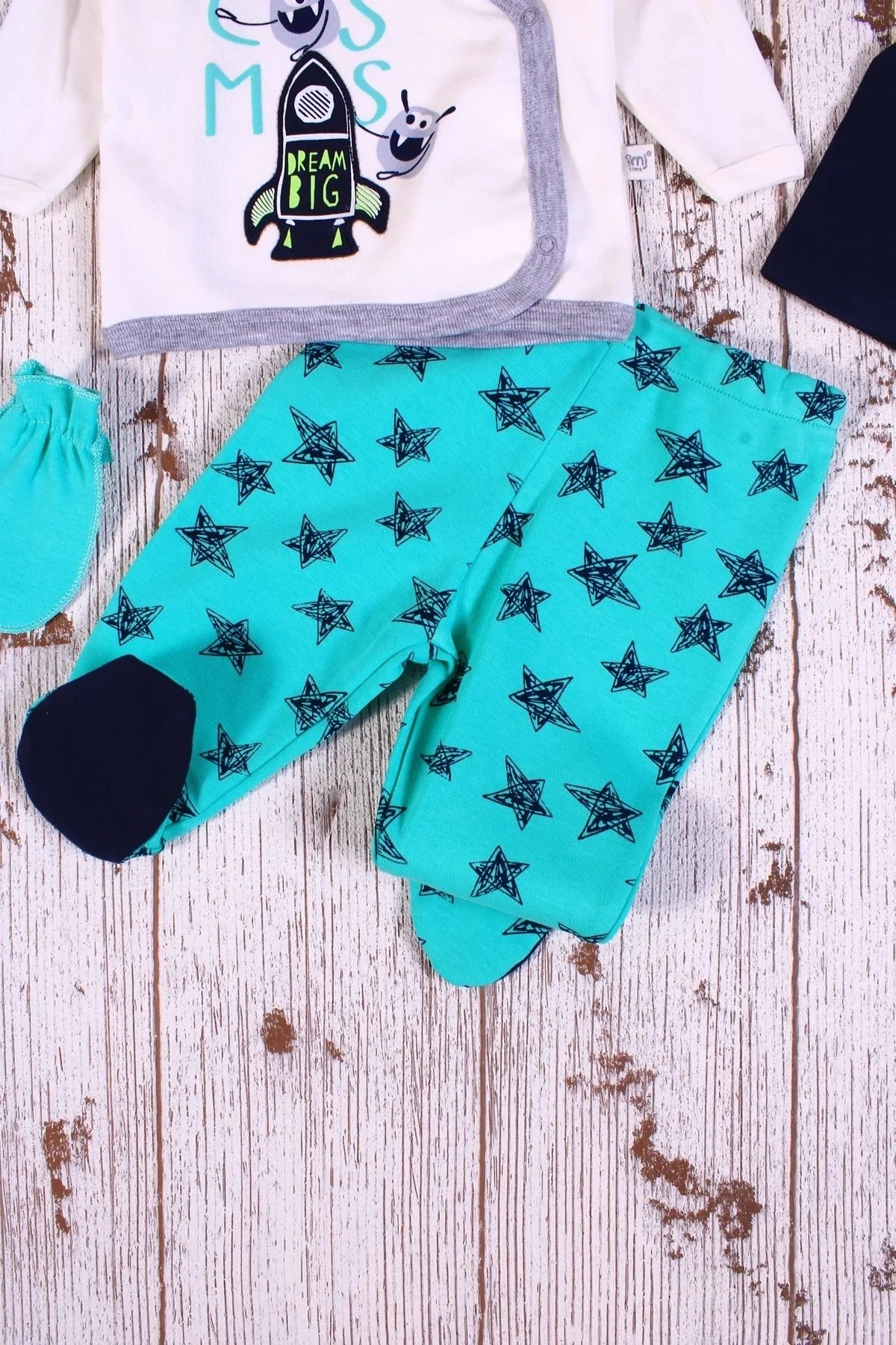 Yıldız Desenli Fularlı 5li Erkek Hastane Çıkışı