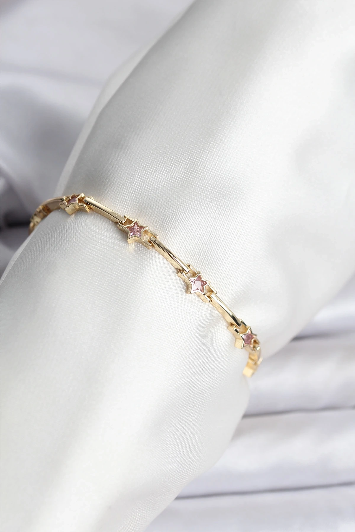 Yıldız Model Gold Renk Pirinç Bileklik