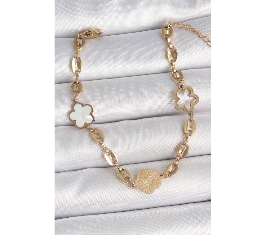 316L Çelik Gold Renk Yonca Model İşleme Detaylı Kadın Bileklik