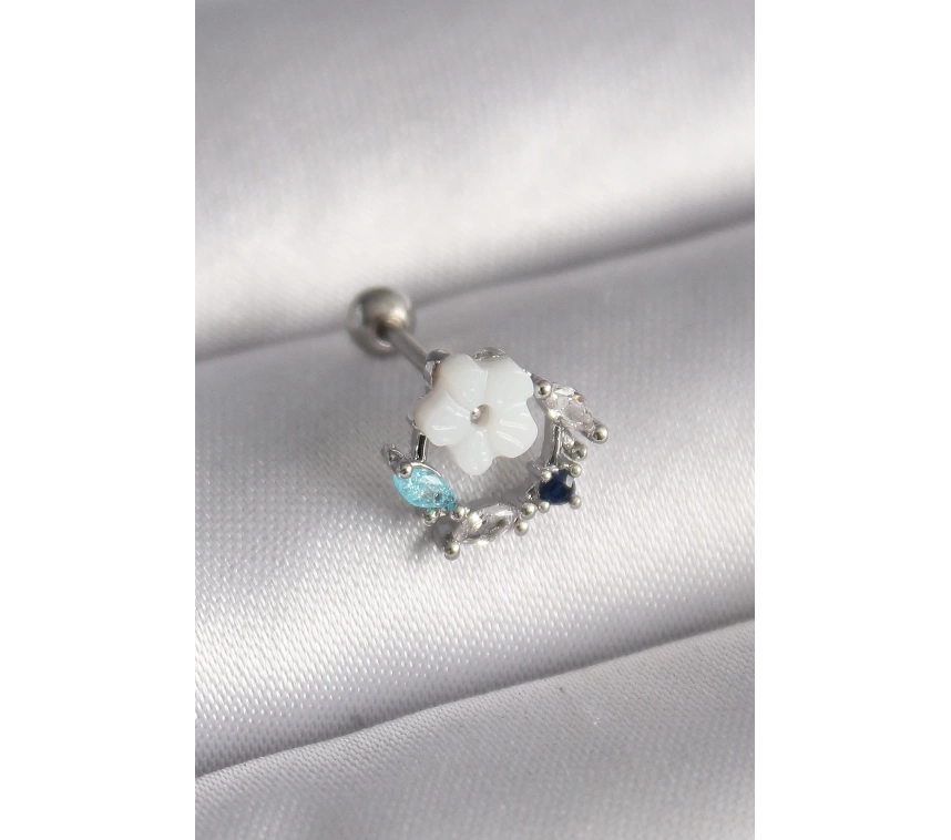 316L Çelik Gümüş Renk Zirkon Taş Detay Beyaz Çiçek Model Tragus Piercing