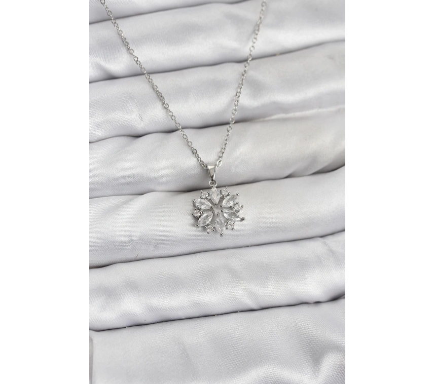 316L Çelik Zincir Gümüş Renk Lotus Model Zirkon Taşlı Kadın Kolye