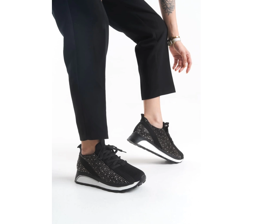 ALYA Bağcıklı Ortopedik Taban Taşlı Kadın Sneaker Spor Ayakkabı BT - Siyah