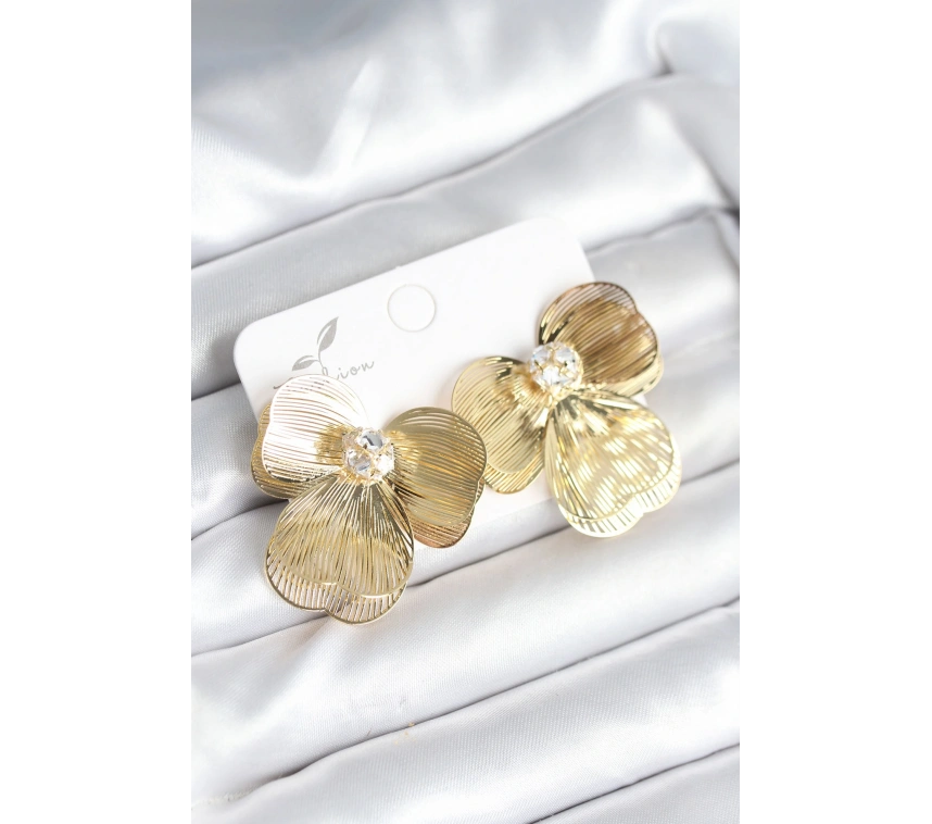 Çiçek Model Gold Renk Pirinç Kadın Küpe