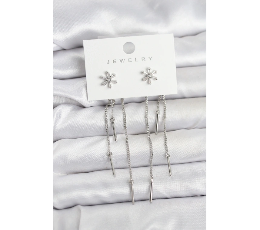 Çiçek Model Gümüş Pirinç Sallantılı Kadın Küpe