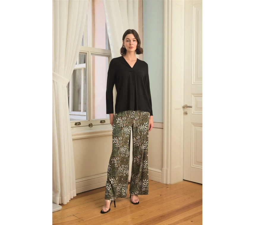 Çiçek Yaprak Ve Etnik Desenli Uzun Kollu Pijama Takımı