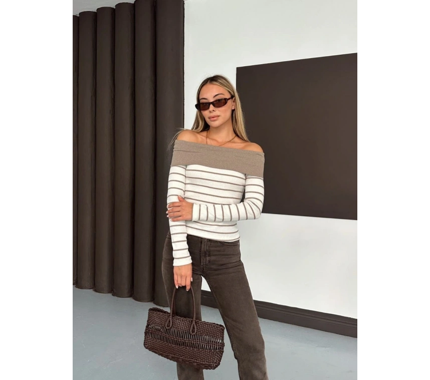 Çizgili madonna yaka kaşkorse bluz bej a844