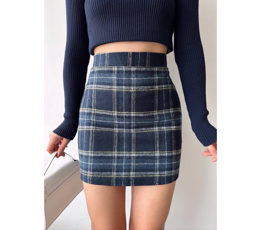 Ekoseli kaşe etek lacivert hf