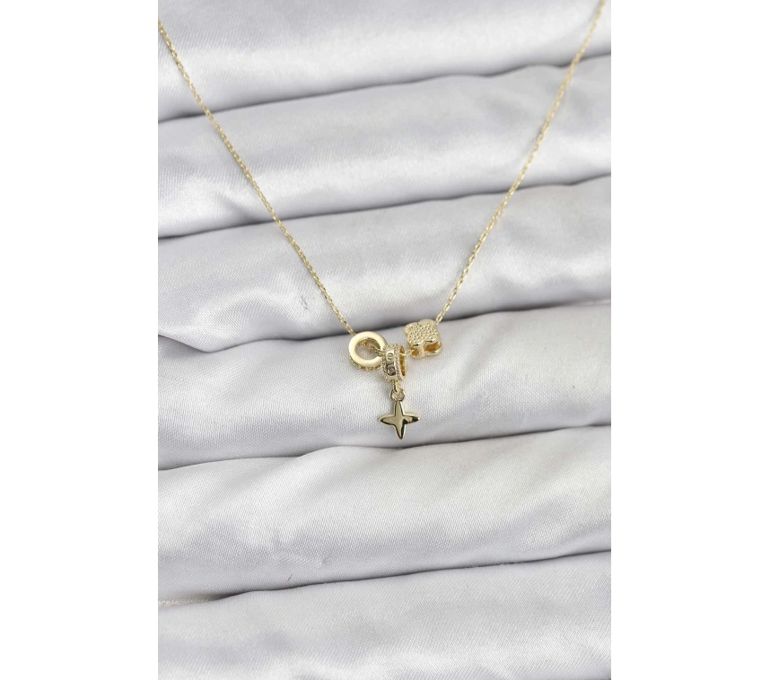 Gold Renk Pirinç Minimal Charmlı Kadın Kolye