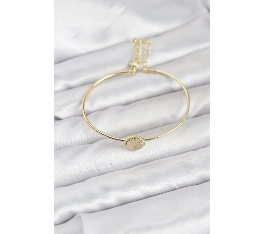 Gold Renk Pirinç Model Kadın Bileklik