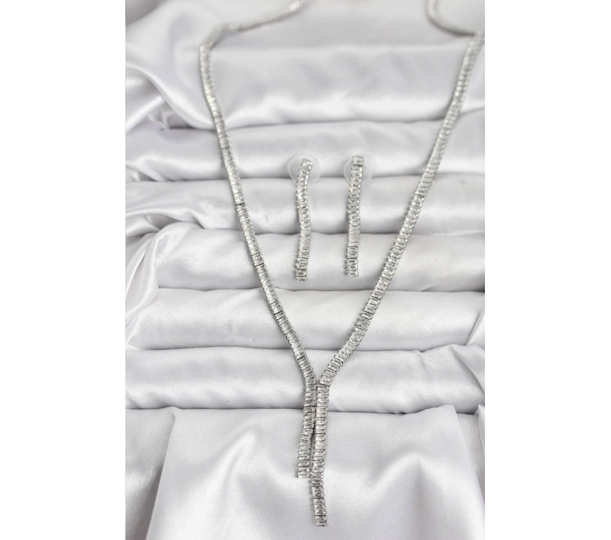 Gümüş Renk Baget Zirkon Taşlı Kadın Kolye Küpe Set