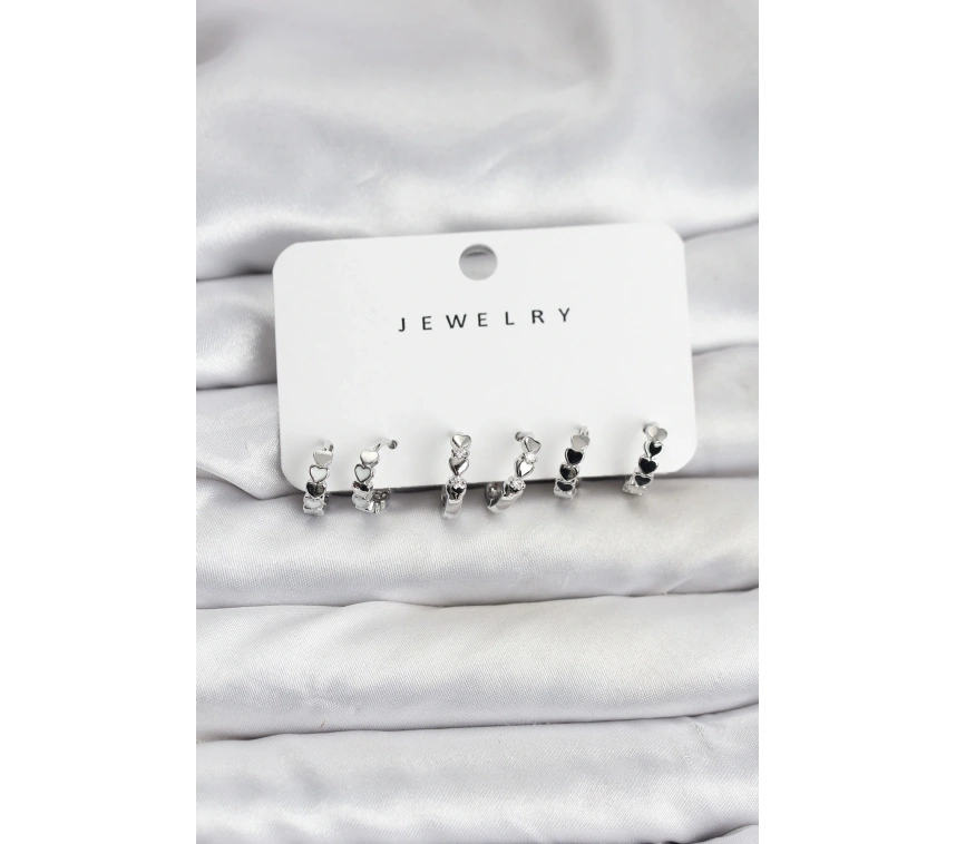 Gümüş Renk Pirinç Minimal Kalp Detaylı Kadın Küpe Seti