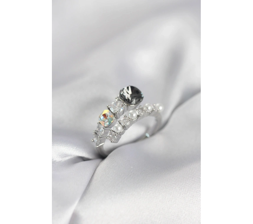 Gümüş Renk Pirinç Zirkon Taşlı İncili Kadın Yüzük