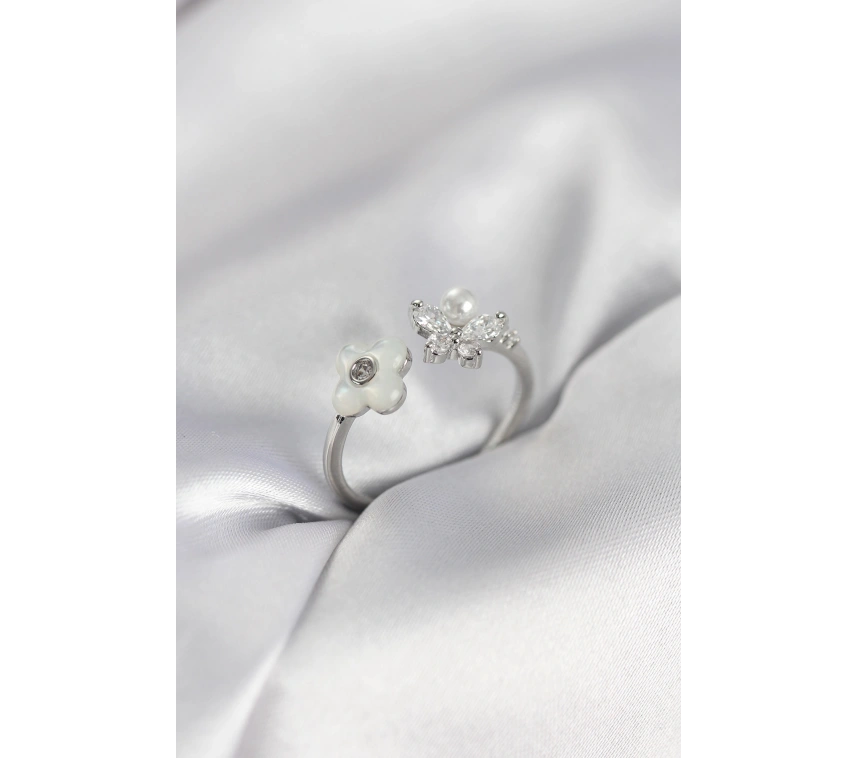 Gümüş Renk Sedefli Çiçek Model Kadın Yüzük