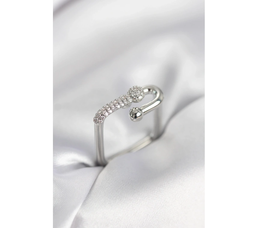 Gümüş Renk Zirkon Taşlı Tifani Model Kare Kadın Yüzük