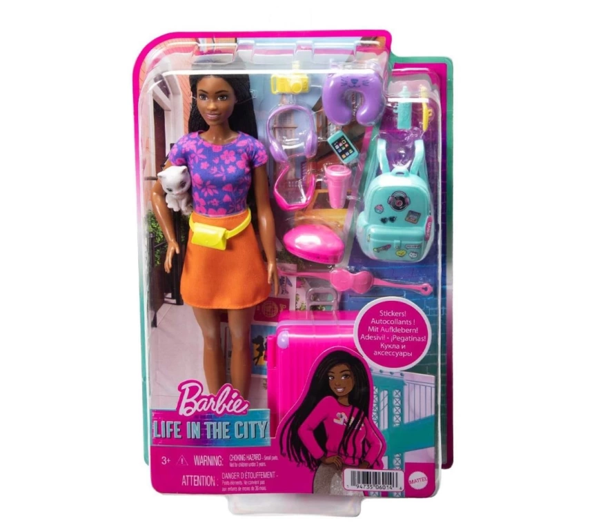 HGX55 Barbie Brooklyn Seyahatte Bebeği ve Aksesuarları