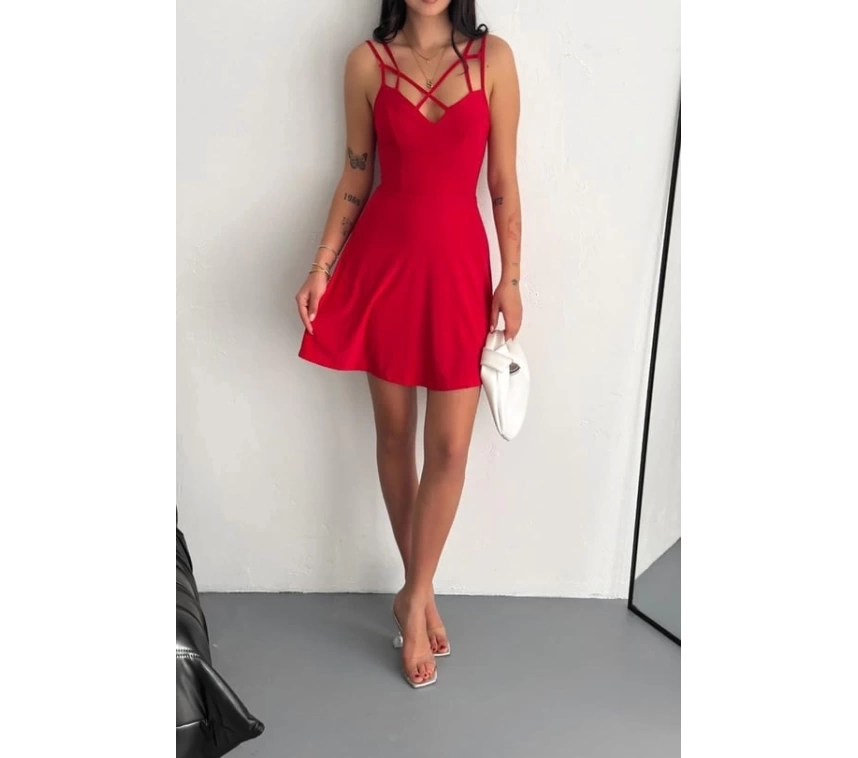 İnce çift askılı mini elbise