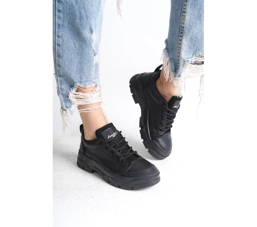 JANE Bağcıklı Ortopedik Taban Kadın Sneaker Spor Ayakkabı  ST - Siyah