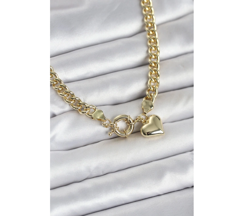 Kalp Detaylı Gold Renk Pirinç Kadın Kolye