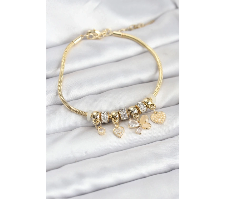 Kelebek Charmlı Gold Renk Kadın Bileklik