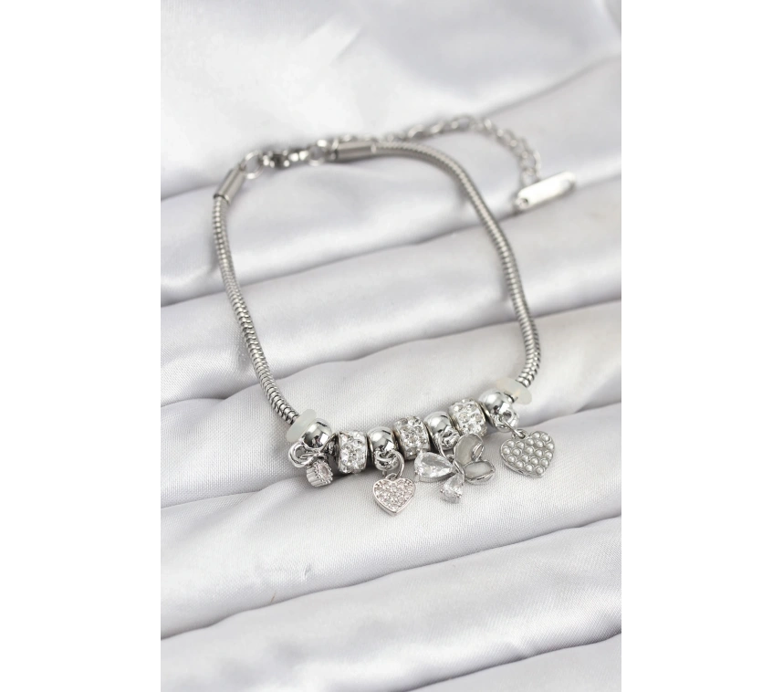 Kelebek Charmlı Gümüş Renk Kadın Bileklik