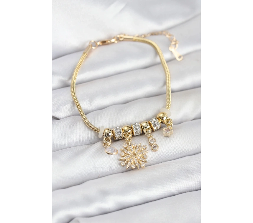 Kutup Yıldızı Model Charmlı Gold Renk Kadın Bileklik