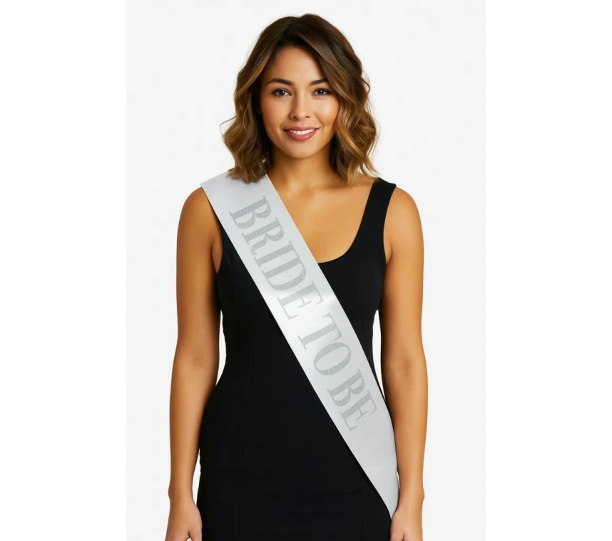 Nessiworld Beyaz Saten Üzerine Kalın Gümüş Yazılı Bride To Be Kuşağı