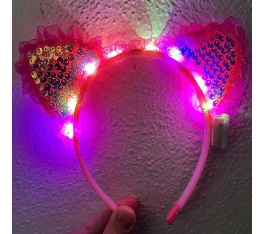 Nessiworld   Kenarları Dantelli Fuşya Pullu Payetli Led Işıklı Kedi Kulak Taç 17x19 cm