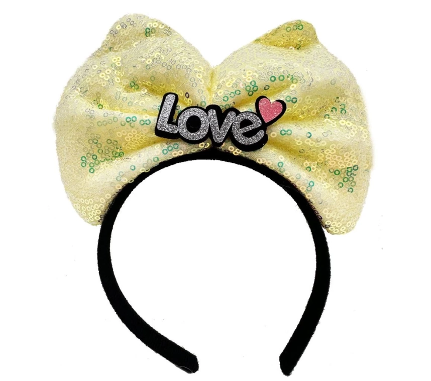 Nessiworld   Led Işıklı 3 Farklı Fonksiyonda Yanan Gümüş Love Yazılı Sarı Fiyonk Taç 20X17 cm