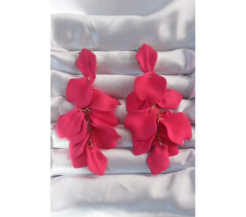 Pirinç Fuşya Renk Sallantılı Yaprak Model Küpe