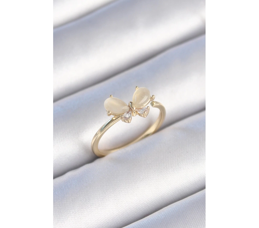 Pirinç Gold Renk Beyaz Mineli Zirkon Taşlı Kelebek Model Kadın Yüzük