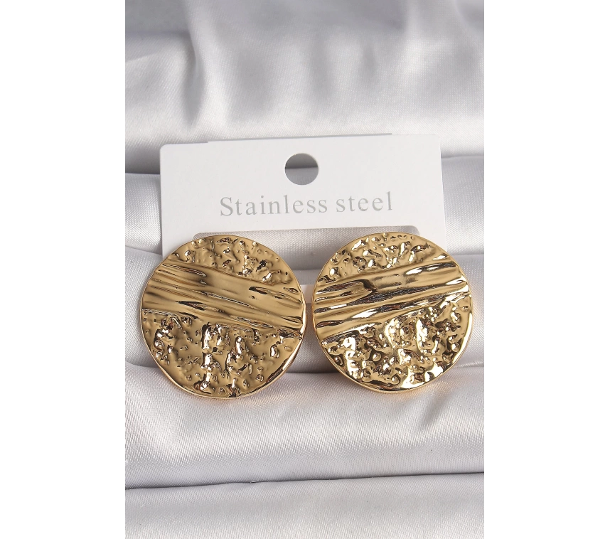 Pirinç Gold Renk İşlemeli Daire Plaka Model Kadın Küpe