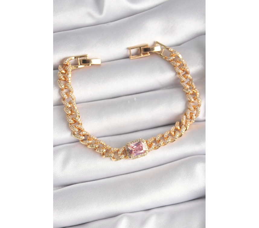 Pirinç Gold Renk Pembe Kare Zirkon Taşlı VIP Seri Kadın Bileklik
