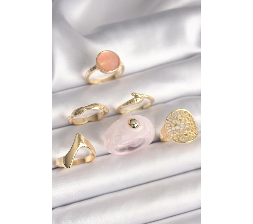 Pirinç Gold Renk Pembe Plastik Yüzük Model Daire Pembe Mine Yılan Detay 6Lı Kadın Yüzük Seti