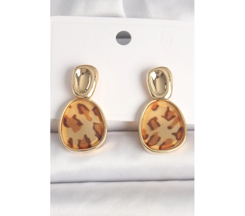 Pirinç Gold Renk Sallantı Leopar Desen Kare Model Kadın Küpe