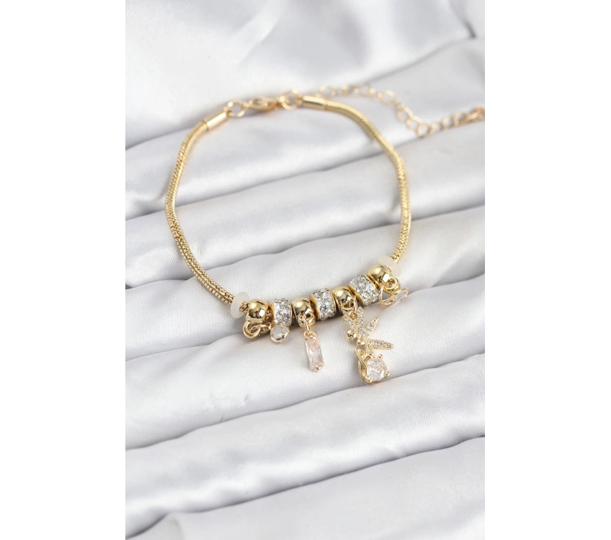 Pirinç Gold Renk Tinkerbell Charmlı Kadın Bileklik