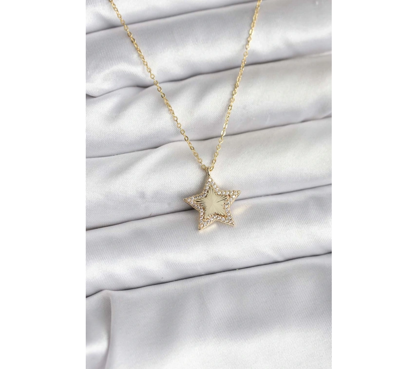 Pirinç Gold Renk Zincirli Yıldızlı Model Kadın Kolye