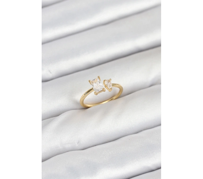 Pirinç Gold Renk Zirkon Taşlı Kadın Yüzük