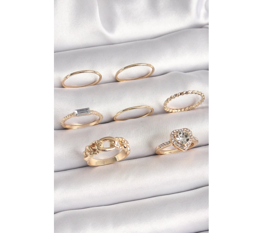 Pirinç Gold Renk Zirkon Taşlı Kalp Figür Düğüm Detay Kadın Yüzük Kombini