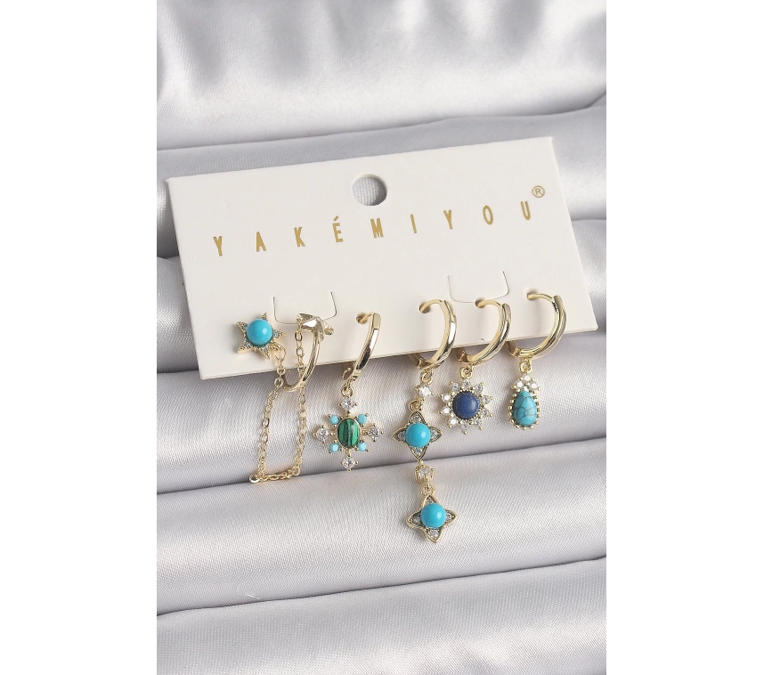 Pirinç Gold Renk Zirkon Taşlı Mavi Boncuklu Çiçek Model VIP Seri Kadın Küpe Kombini