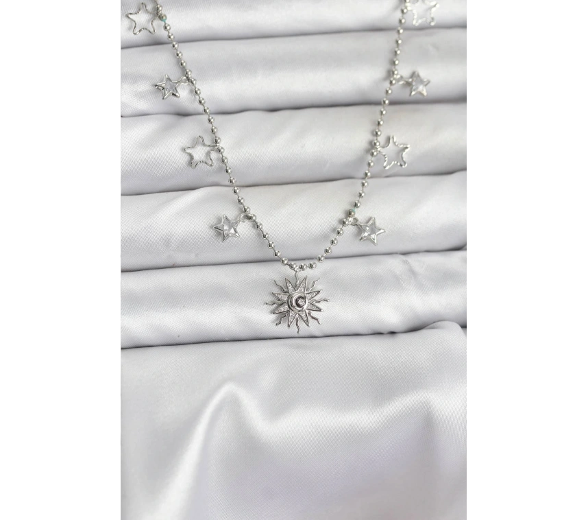 Pirinç Gümüş Renk Güneş Model Kadın Kolye