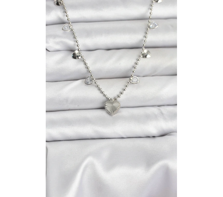 Pirinç Gümüş Renk Kalp Model Kadın Kolye