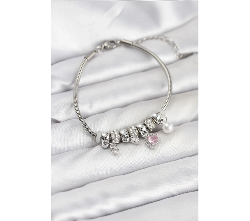 Pirinç Gümüş Renk Pembe Kalp Charmlı Kadın Bileklik